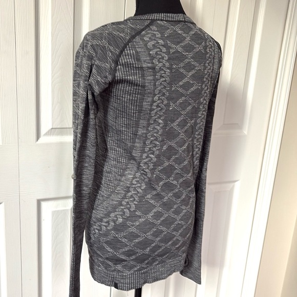 Lululemon Rest Less Pullover - Picture 8 of 15